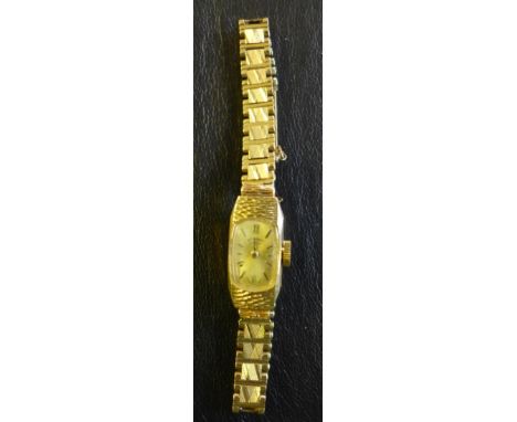 Rotary: A ladies 9k gold manual wind bracelet watch, gross weight approx. 14.8g