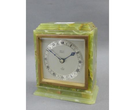 Elliott green hardstone mantle clock, with silvered dial, retailed by Edwards of Glasgow, 16cm high 