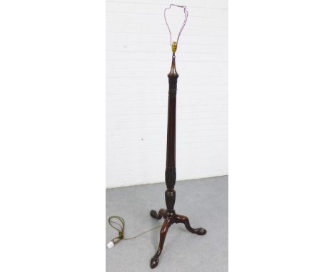 Mahogany standard lamp with leaf carved pattern and tripod legs, 162cm 