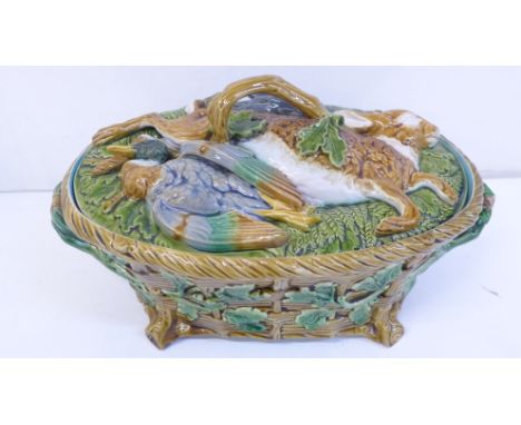 A Minton game pot with lid, a/f 