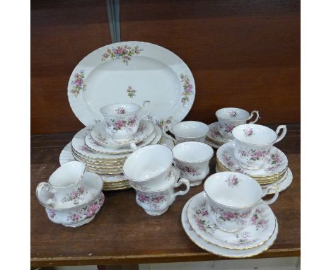 Royal Albert Lavender Rose tea and dinnerware including eight cups and saucers,&nbsp;**PLEASE NOTE THIS LOT IS NOT ELIGIBLE F