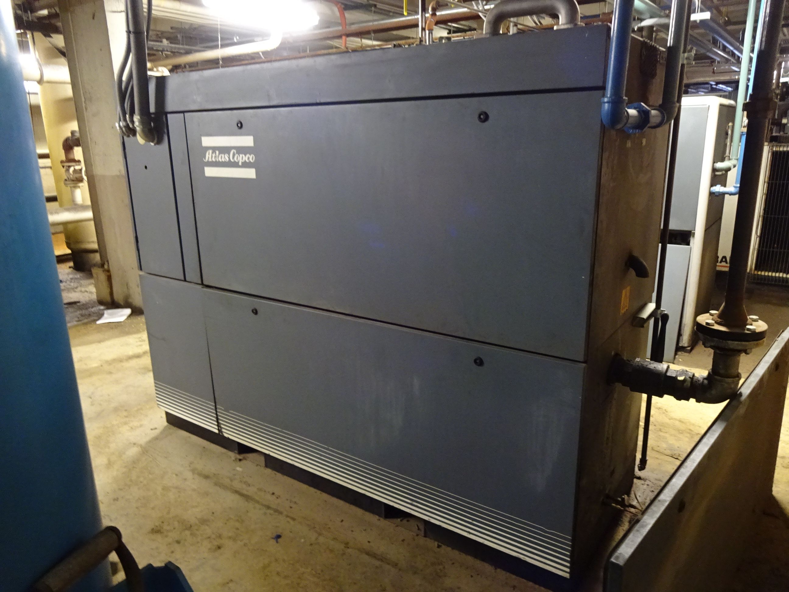  Group of lots: 596, 598 (P)  100 HP ATLAS COPCO MODEL GA75W AIR