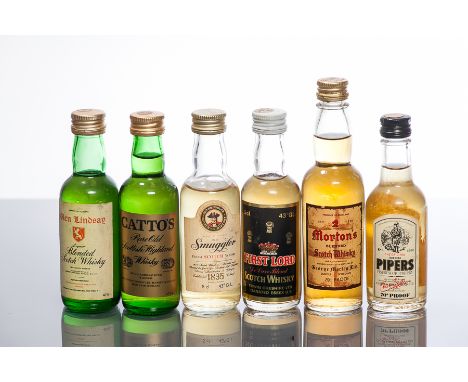 24 ASSORTED BLENDED SCOTCH WHISKY  MINIATURES
To Include:  Cairns, Chivas Regal, Crawford's, Glenfoyle, Glen Piper, Headingto