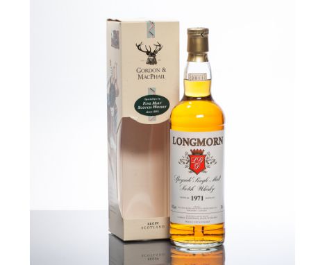 LONGMORN 1971 AGED 40 YEARS
Speyside Single Malt Scotch Whisky, bottled 2011, 70cl, 43% volume, in carton. 