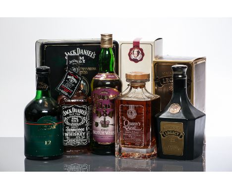 MACKINLAY'S LEGACY 21 YEARS OLD
Blended Scotch Whisky. 75cl, 43% volume, in carton.
THE QUEEN'S SEAL 21 YEARS OLD
Blended Sco