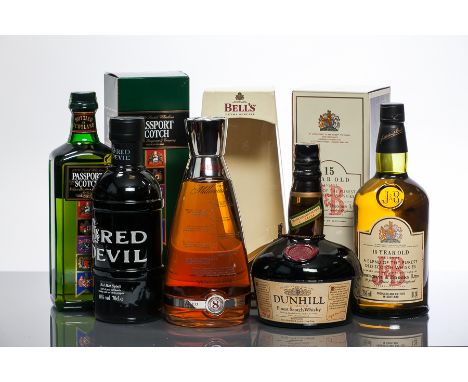 RED DEVIL
Bell's 8 year old blended Scotch whisky with red chilli peppers. 70cl, 40% volume.
PASSPORT
Blended Scotch Whisky. 