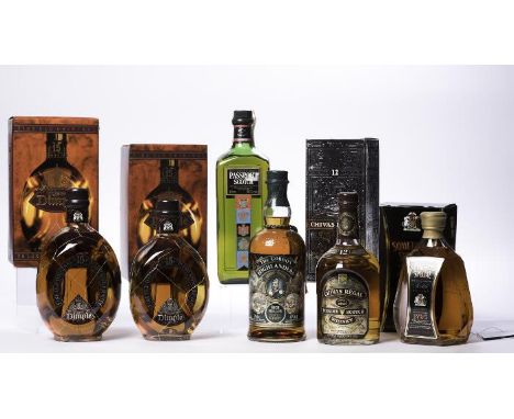 DIMPLE 15 YEAR OLD
De Luxe Blended Scotch Whisky, labelled Egyptair Duty Free. 1 L, 43% volume, in carton.
THE GORDON HIGHLAN