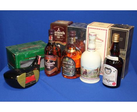 THE FAMOUS GROUSE HIGHLAND DECANTER
Blended Scotch Whisky in cream Wade decanter with 24 carat gilt. 70cl, 40% volume, in car