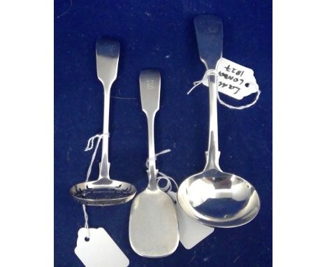 A silver ladle, by William M Traies, London 1827; a silver sifting spoon, by Robert Wallis, London 1849; and a tartlet slice,