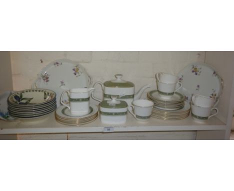 Royal Doulton 'Rondelay' bone china tea set with teapot and other china