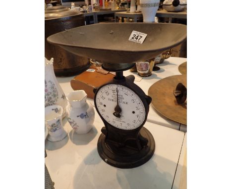 Vintage set of cast iron scales