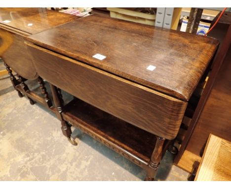 Dropleaf hostess trolly on casters with lower shelf 68 x 80 cm 