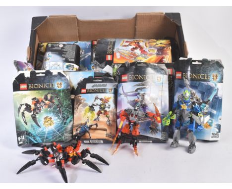 Lego Sets - Lego Bionicle - a collection of assorted Lego Bionicle sets tgo include; 70791 Skull Warrior, 70785 Pohatu Master