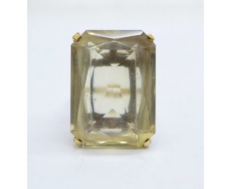 A 9ct gold and topaz ring, 7.4g, M, stone 16mm x 21mm 