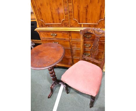 Single Edwardian stained beech bedroom chair, with shell carved cresting rail and pierced splat back, mahogany circular occas