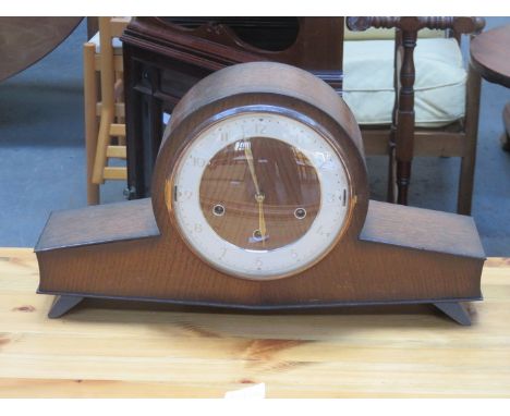 ART DECO STYLE SMITHS OAK CASED MANTEL CLOCK