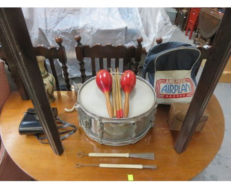 SUNDRY LOT INCLUDING SNARE DRUM, CAMERA, BINOCULARS AND BOWLING BOWLS, ETC. 