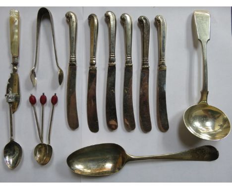 HALLMARKED SILVER LADLE, LARGE SPOON AND VARIOUS OTHER SILVER FLATWARE 