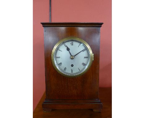A late 19th/early 20th Century mahogany fusee bracket clock