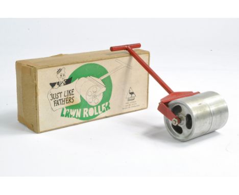 EMU Series (Made in England) Large Metal Lawn Roller in Red. Generally very good with only minor signs of wear in very good o