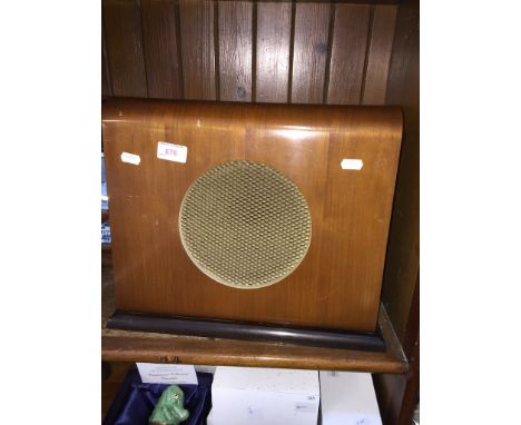 A BAFFLETTE WALNUT VINTAGE SPEAKER