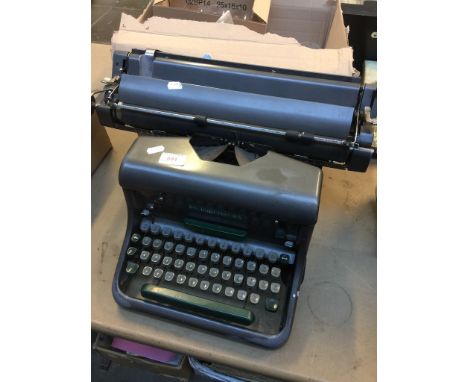 IMPERIAL 66 TYPEWRITER