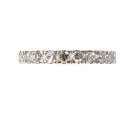 DIAMOND FULL ETERNITY RING, set in 18ct white gold, ring size O