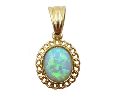 9ct gold opal pendant, hallmarked - Condition Report Approx 1.9gm, length = 25mm