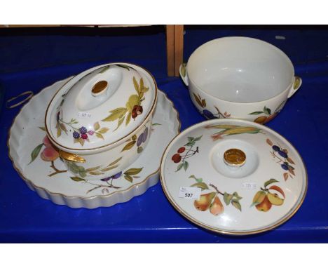 A quantity of Royal Worcester Evesham serving dishes