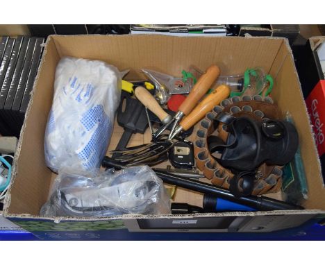 Mixed Lot: Garden hand tools, torches, eye masks etc