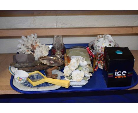 Mixed Lot: An onyx dish, trinket boxes, small dishes etc