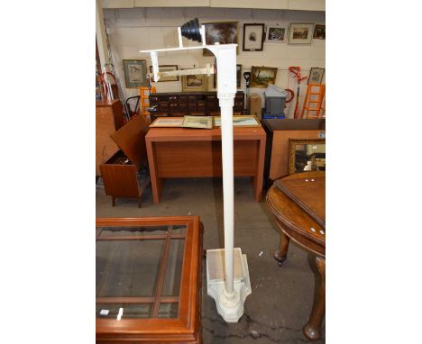 Pair of Avery stand on scales