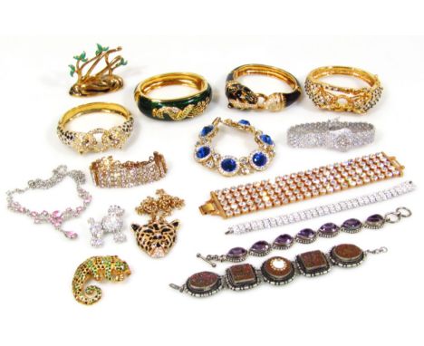 Various costume jewellery, comprising of an elaborate leopard and other headed bangles, 8cm wide, etc, enamel finish peacock 