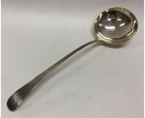 A Georgian silver soup ladle. Approx. 119 grams. Est. £50 - £80.