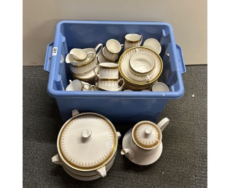An extensive quantity of Paragon Athena pattern tea, coffee, and dinner china.