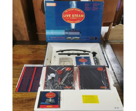 A boxed Hornby live steam 00 gauge Margate works Flying Scotsman model train, box 57 x 40 x 20cm.