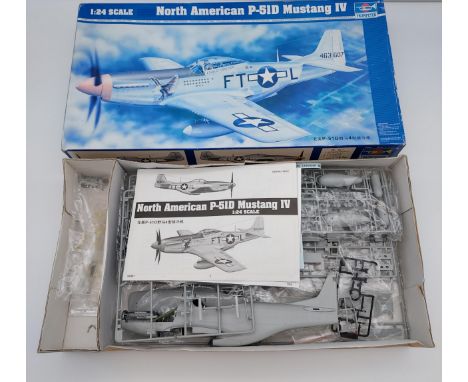 Trumpeter 1:24 scale North American Mustang model 