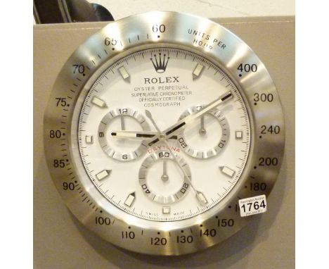 Dealer wall clock with sweeping second hand