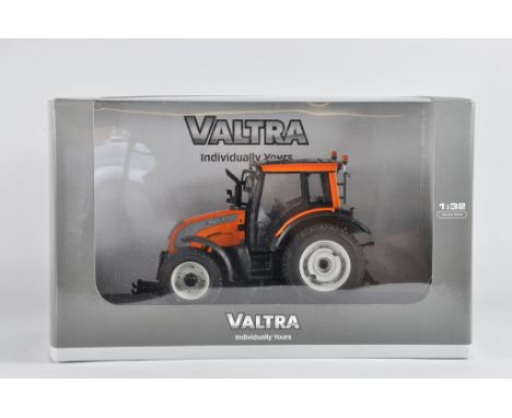 Universal Hobbies 1/32 Valtra N Series Tractor. Ex Display. VG to E in Opened box.