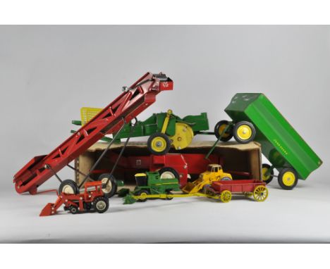 Group of 1/16 Ertl (and other smaller scale) Farm Toys. F to G. (8)