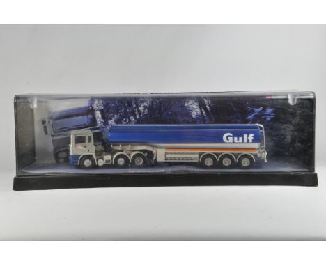 Corgi 1/50 diecast commercial modern truck - Gulf Tanker. MIB