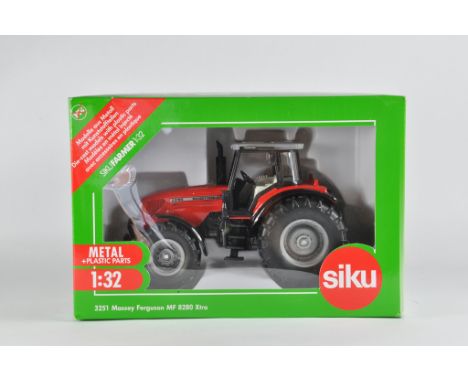 Siku 1/32 Massey Ferguson 8280 Xtra Tractor. Ex Display so VG to E in Opened Box.