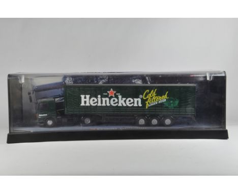 Corgi 1/50 diecast commercial modern truck - Heineken Curtainside. MIB