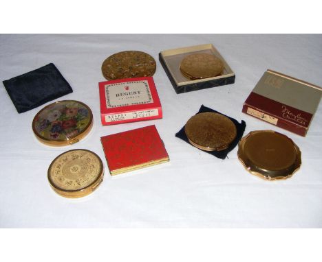 Various vintage powder compacts including a Helena Rubinstein example, Stratton etc, some boxed.
