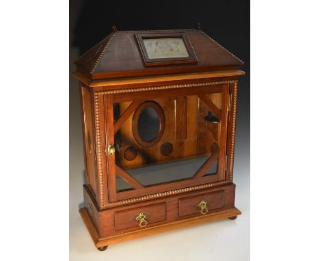 Militaria - World War I - an unusual mahogany memorial display cabinet, made to house the medals and photograph of a fallen s