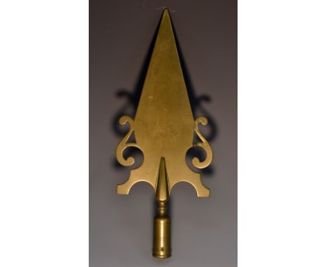 Friendly Society/Masonic - a 19th century brass pole head, pointed finial flanked by pierced scroll brackets, 30cm long