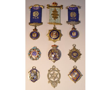 Friendly Society - Freemason Interest - a George V silver-gilt and enamel Masonic jewel, Royal Masonic Benevolent Institution