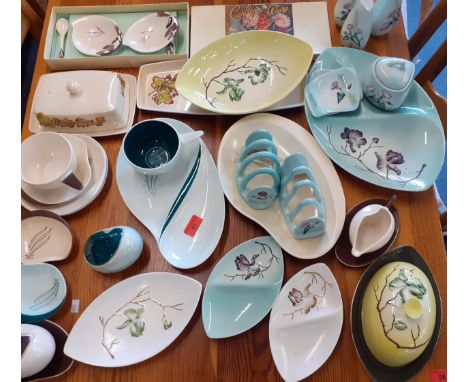 A quantity of vintage Carlton Ware to include the Windswept patternLocation: RAB 