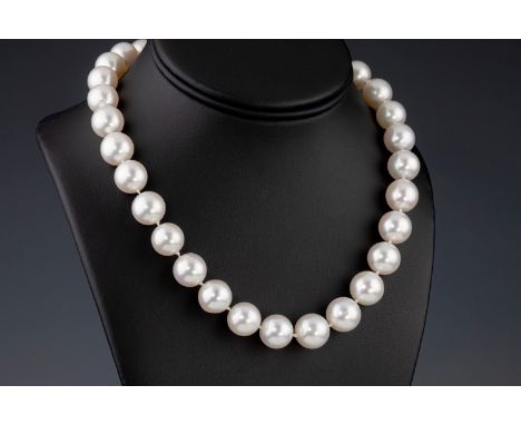 A fine South Sea pearl necklace  comprising a single row of 30 slightly graduated South Sea pearls, from 11mm. to 12.5mm. dia