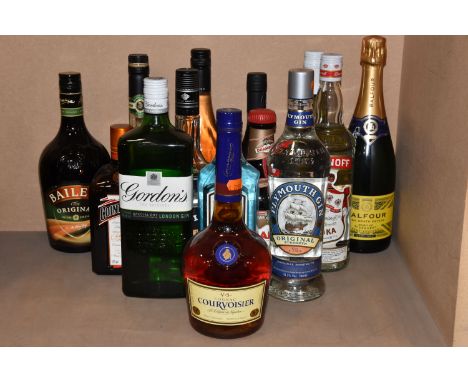 ALCOHOL, A mixed collection of fourteen bottles of Cognag Spirits, Wine and Liqueurs to include Courvoisier VS Cognac, three 